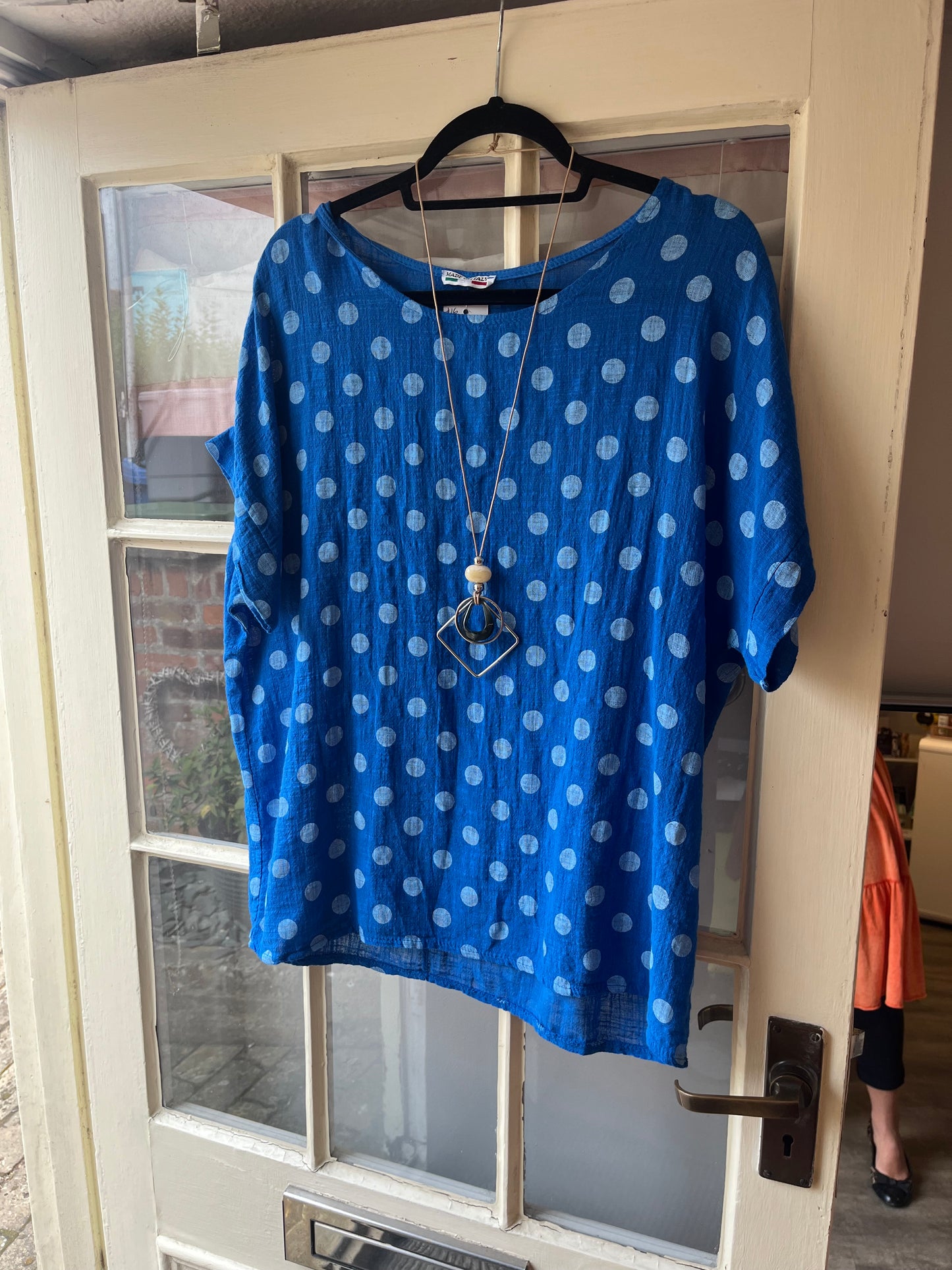 Polka Dot Short Sleeve Top & Necklace