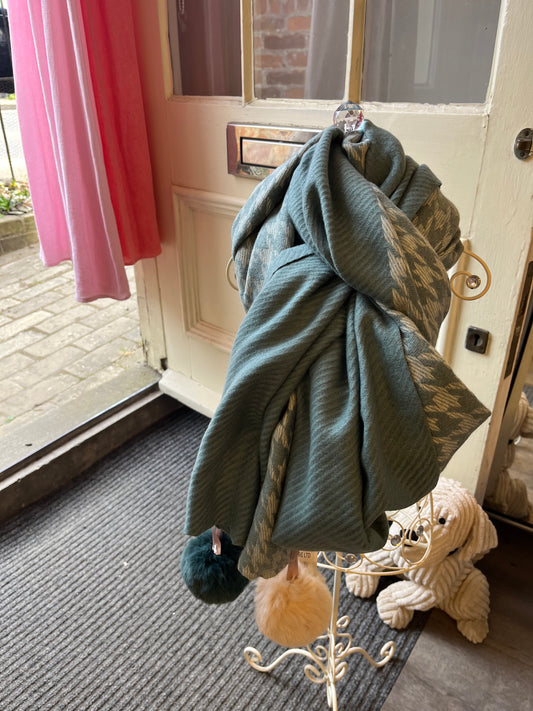 Green/Cream Pom Pom Winter Scarf