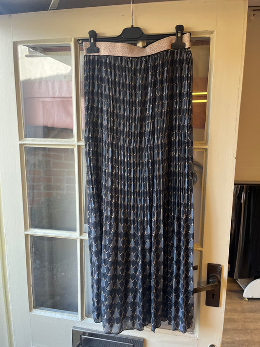 Linen Pleated Skirt