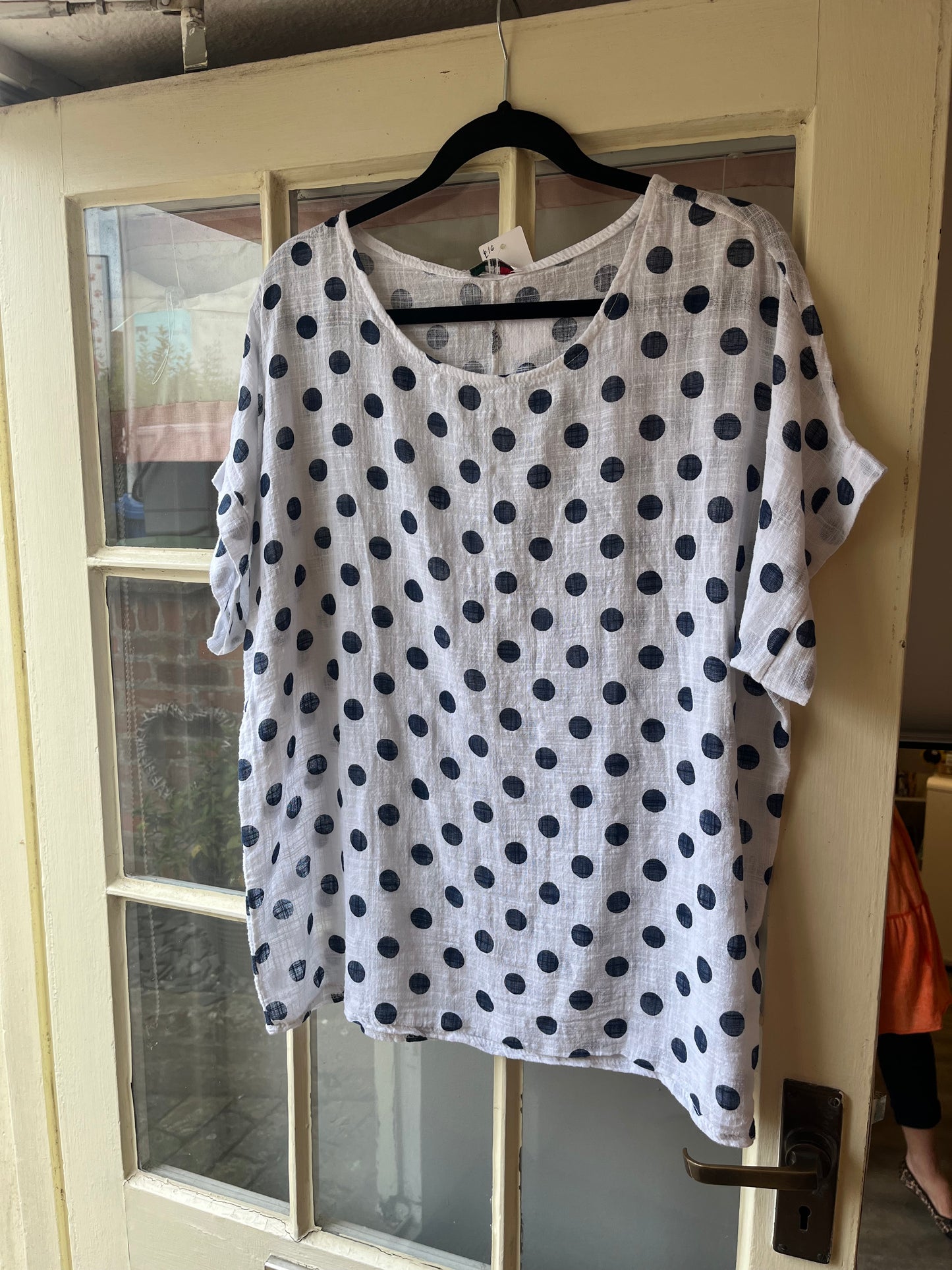 Polka Dot Short Sleeve Top& Necklace