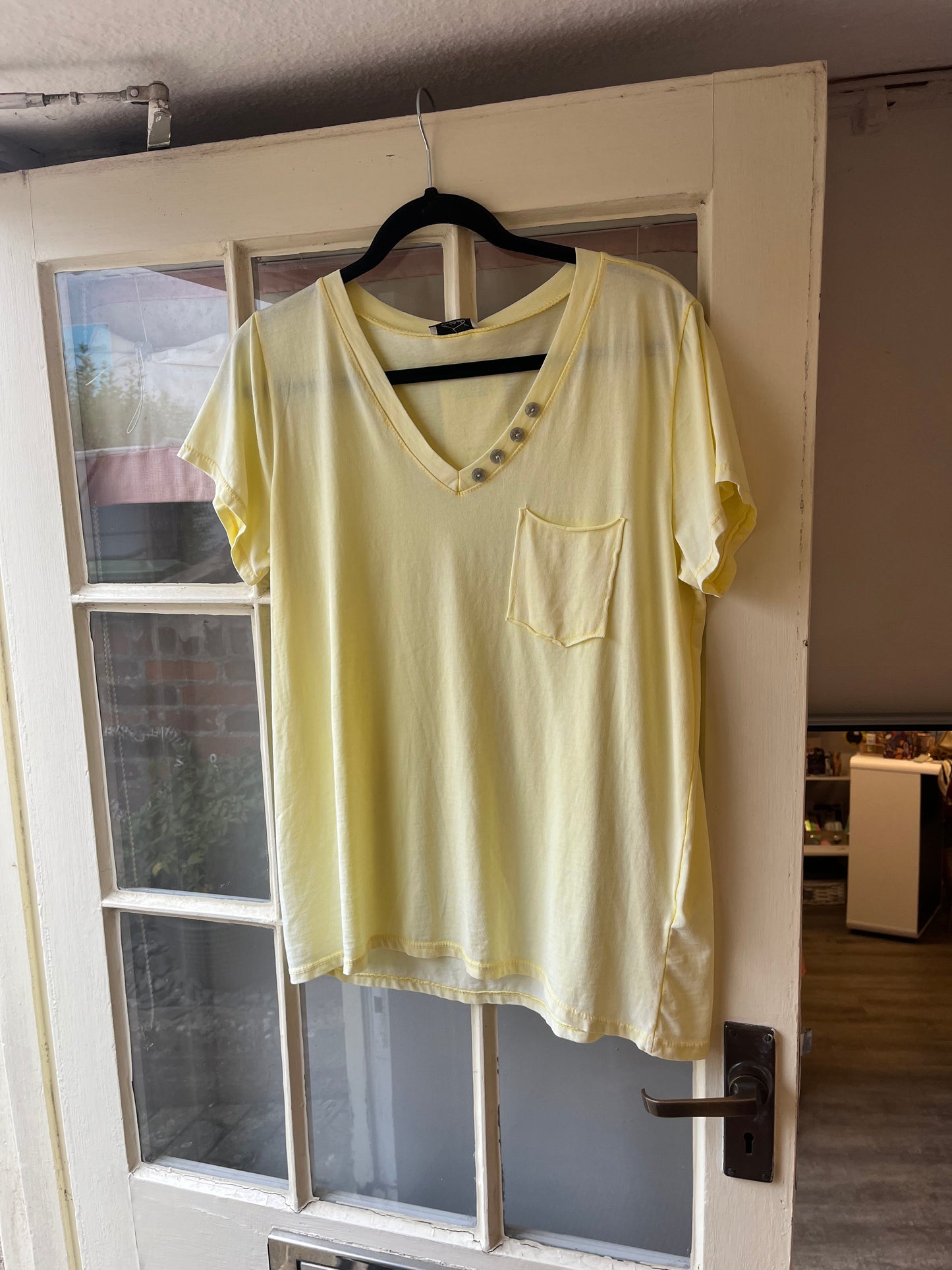 4 Button Tee