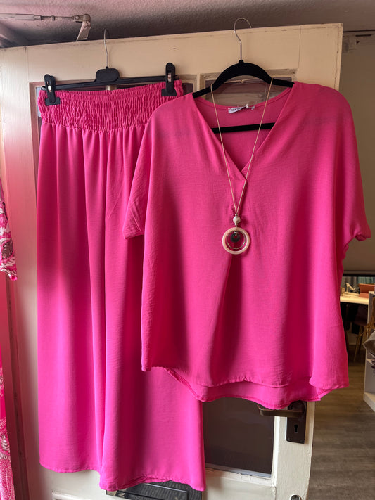 Wide Leg Trousers & Matching Top With Necklace