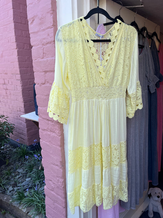 Short Lace Dress